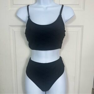 NWT Cupshe Black Textured‎ Bikini set Size Medium
